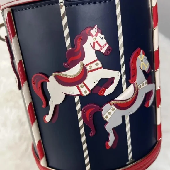 NWT Kate Spade Winter Wonders Carousel 3D Crossbody Bag Novelty Collector Item